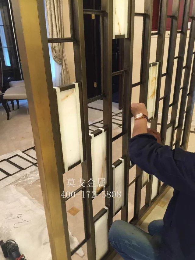 青古銅拉絲不銹鋼屏風 青古銅拉絲不銹鋼屏風